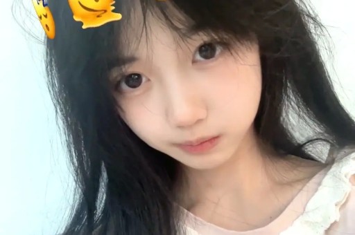 网红摊主鹅腿阿姨塌房后更多黑料被曝光儿子天天开豪车游玩