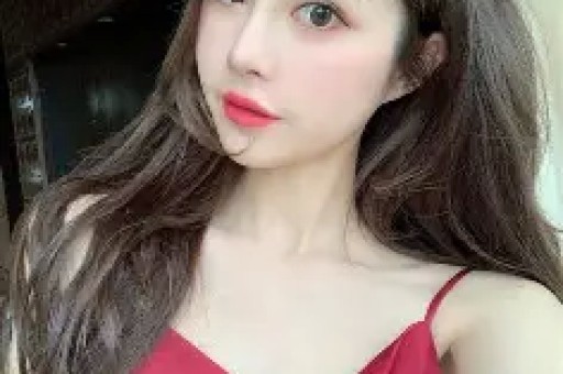 61岁港星自曝内地定居！200万买280㎡历经13年情伤至今未婚无子